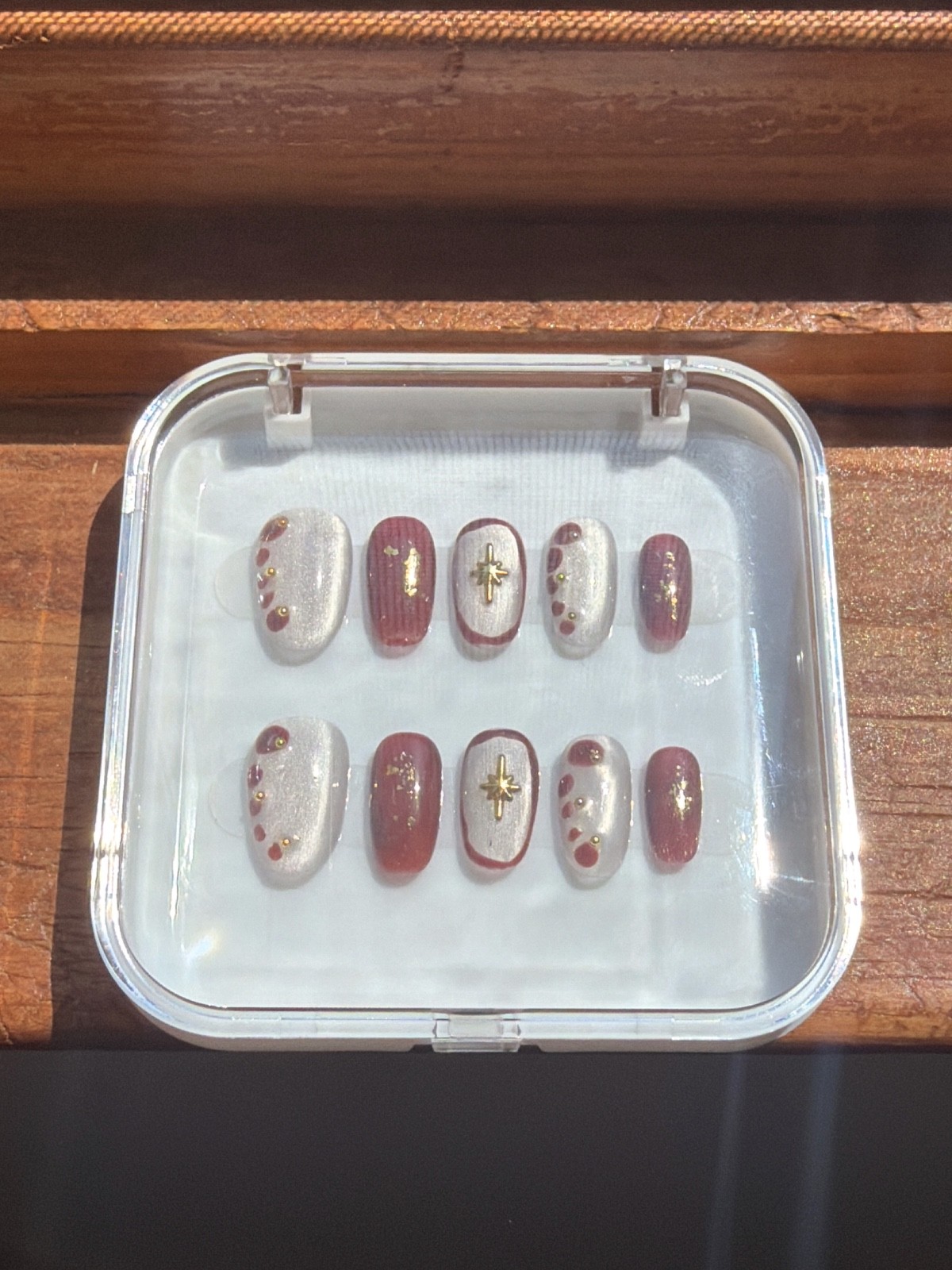 Handmade Caramel and White Colored Press on Nails with Gold Star Size XS Short