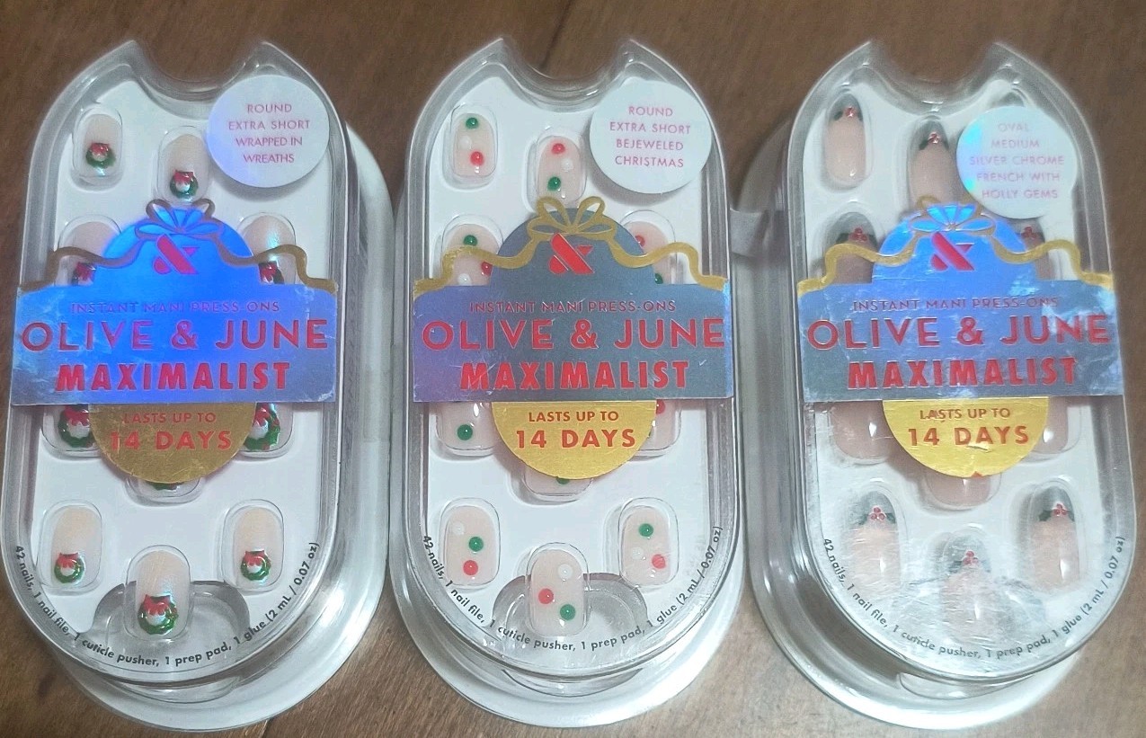 3 x Olive & June Maximalist Press On Nails, Holiday Party Short Christmas