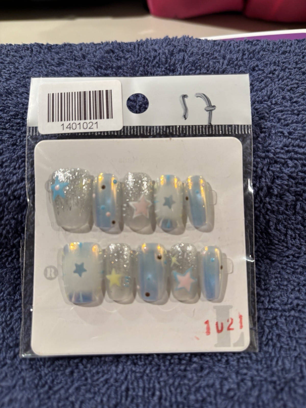 Press-On Nails Medium Length COFFIN. Size Large. 20 Pair