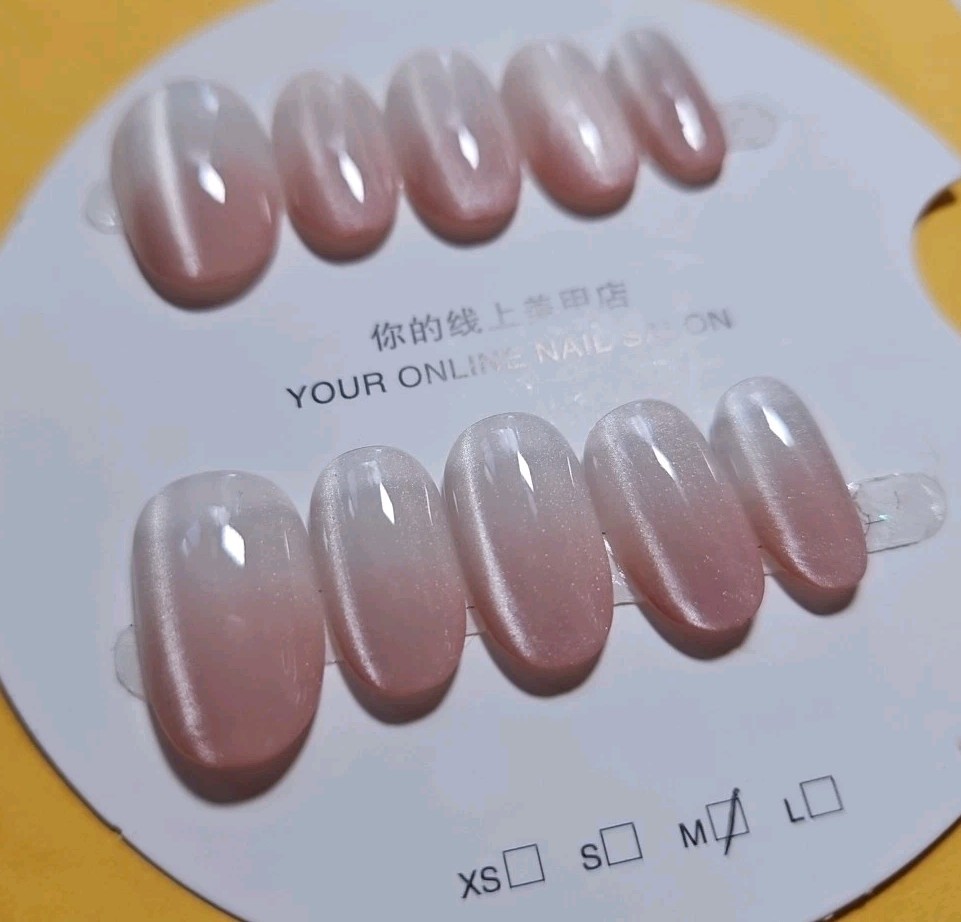 Nails 10PCS Short Medium Round Pale Pink Cateye French
