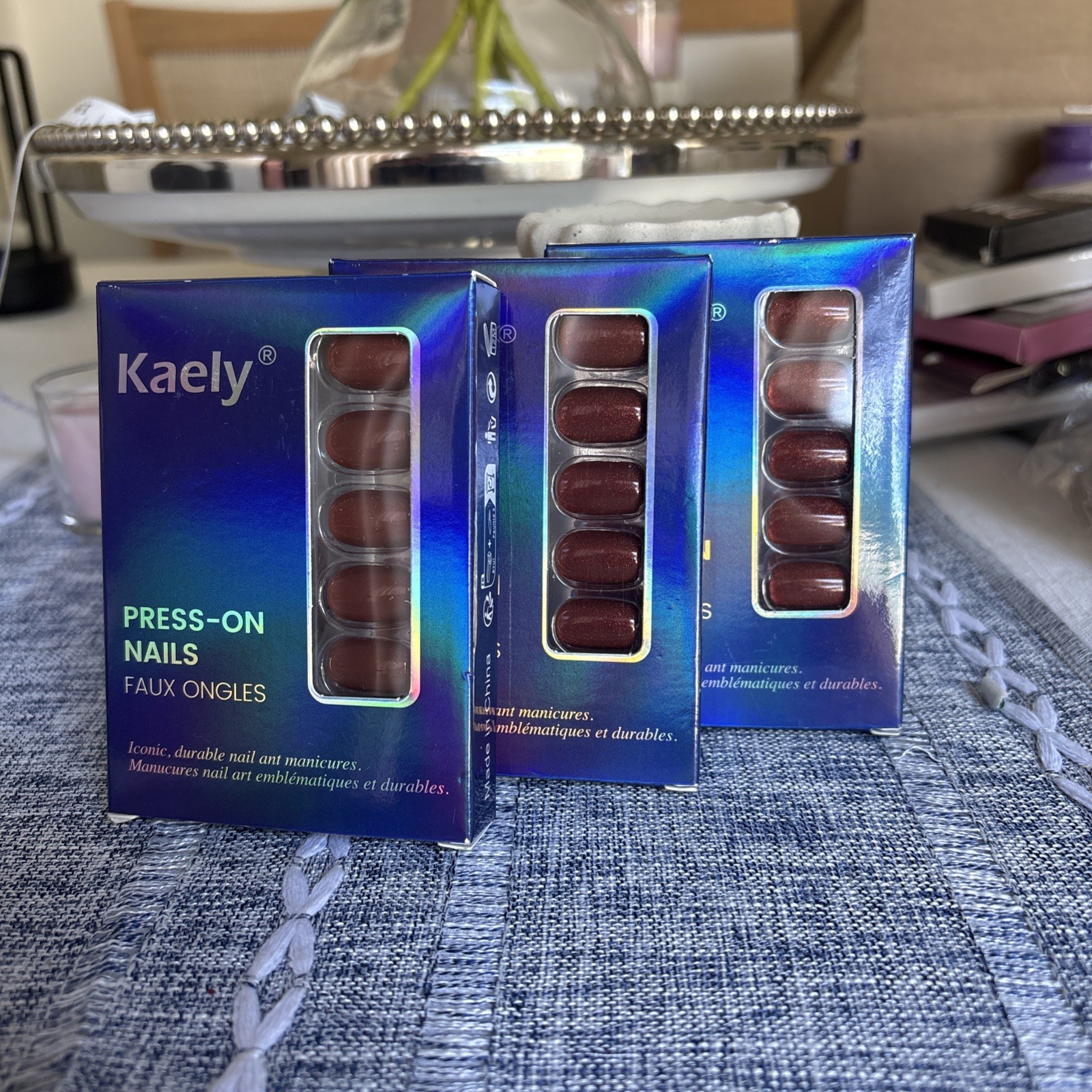 Kaely Press On Nails Set Of Three Short Squoval Brownish Red Color