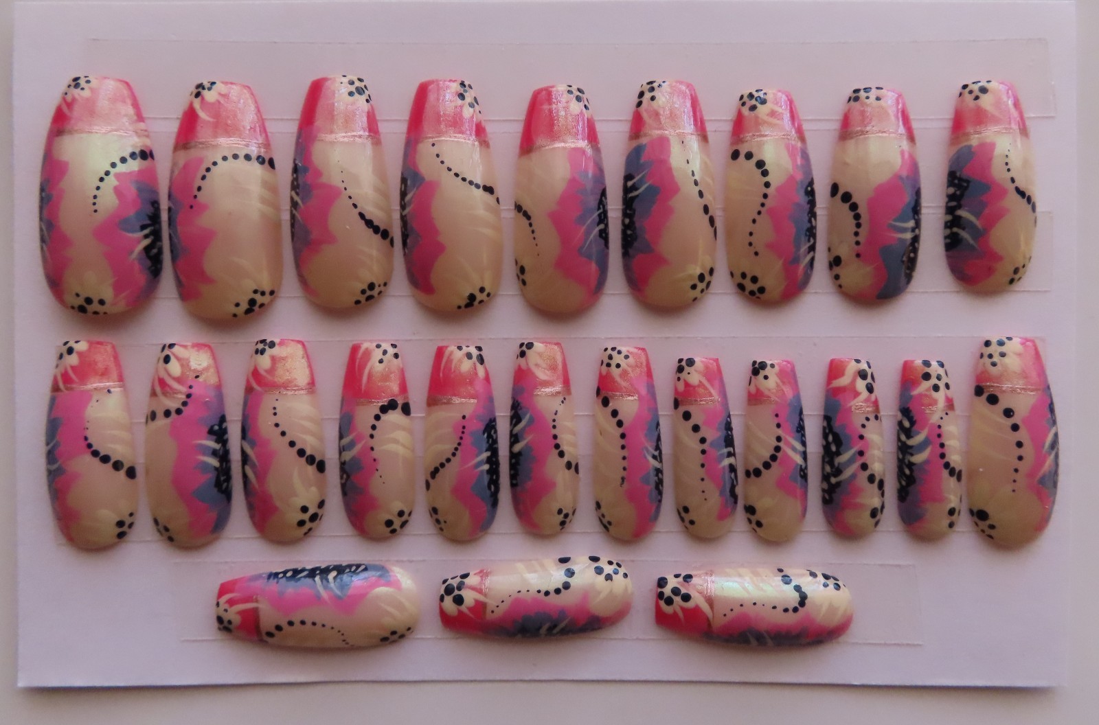 (2) Set Pink Blue Black Abstract Flower | Blue Pearl Ballerina Press-On Nails