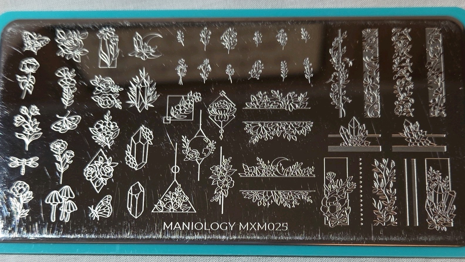 Maniology MXM025 MXM026 Diamond Gem Flowers Nail Stamp Plate HTF Complete set