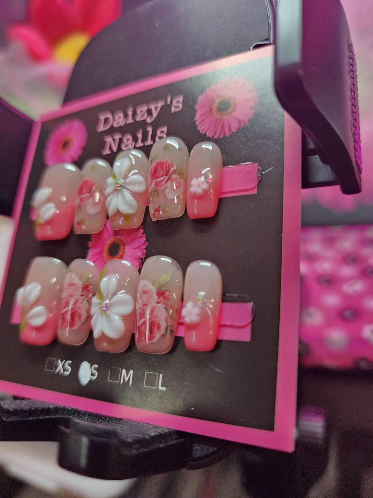Small Size Pink Rose Garden Press-on Nail Set Handmade Squoval 2.0 Cm Length