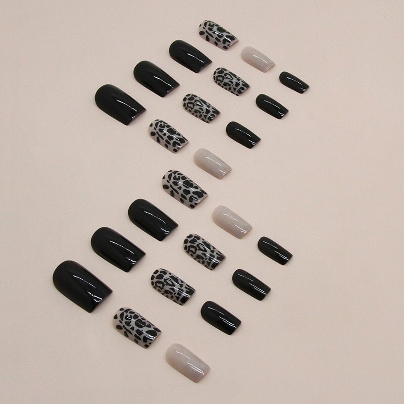 24pcs Gilding Leopard Print Black Beige Ins press on Nails, Medium Almond Shape