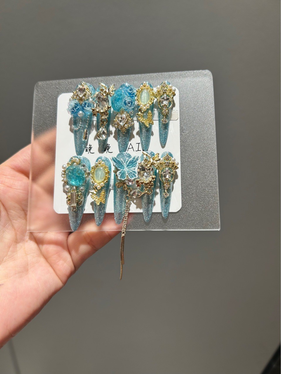 Blue Rose Luxury 3D Carved Cat Eye Press On Nails