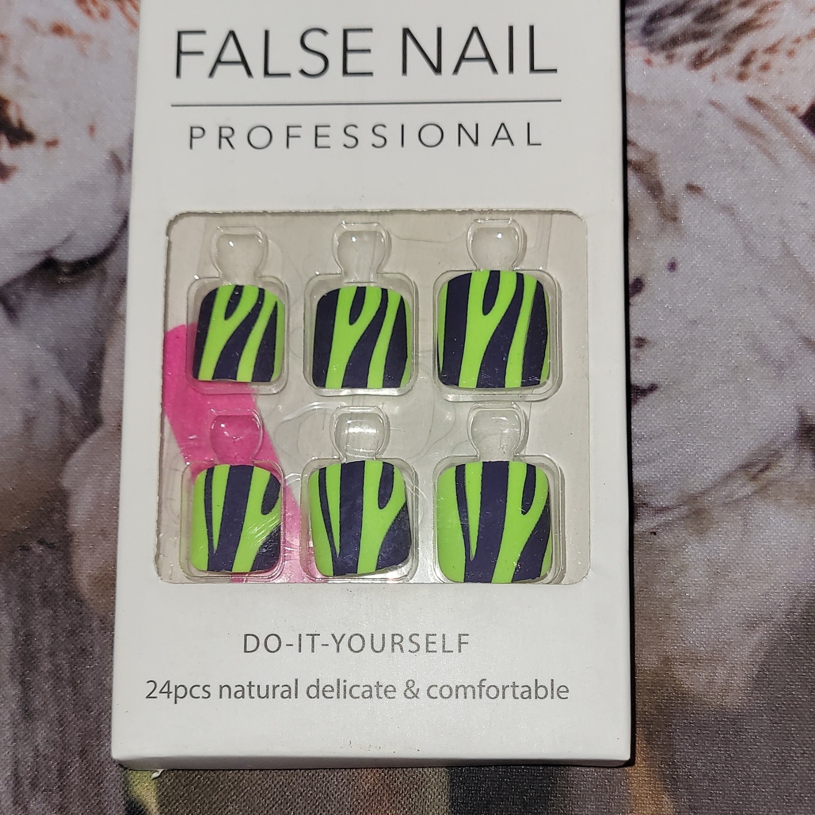 Pre-Designed Press-On Nails Short Square Matte Green Black Animal Print 24pcs