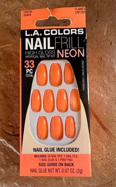 False Nails 10 Sets New in Box LA Colors -GoldFinger- Fashion Nails- Kiss