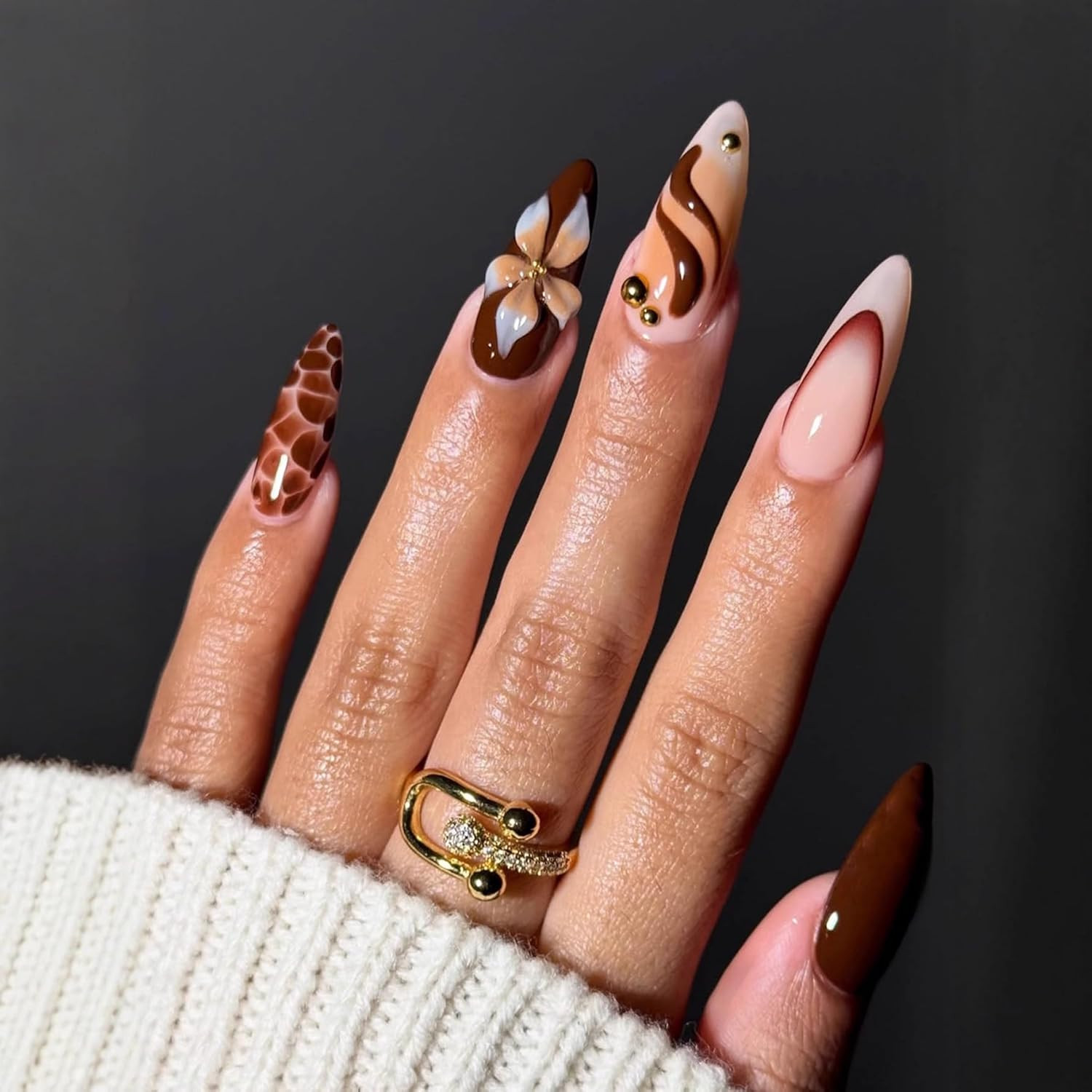 Long Almond Press on Nails Nude Brown Ormbed Fake Nails with Gold Accents Stick