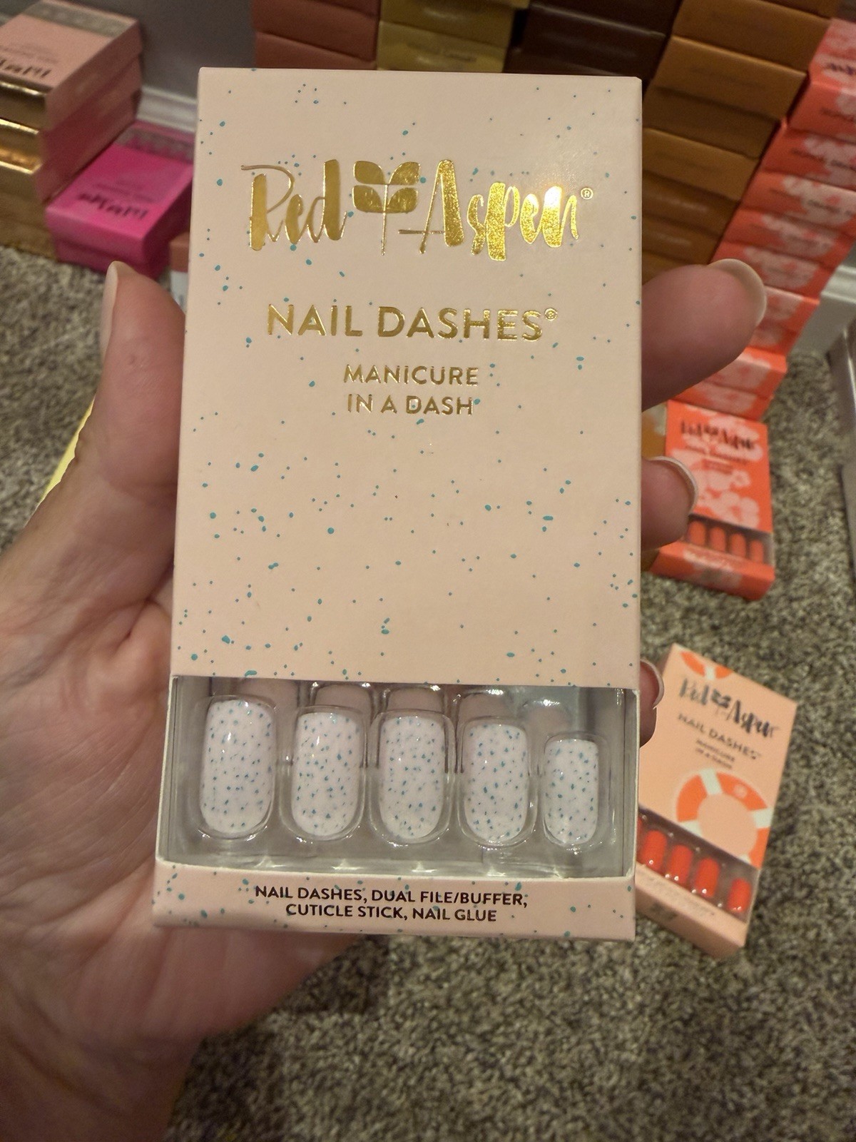 Red Aspen Nail Dashes