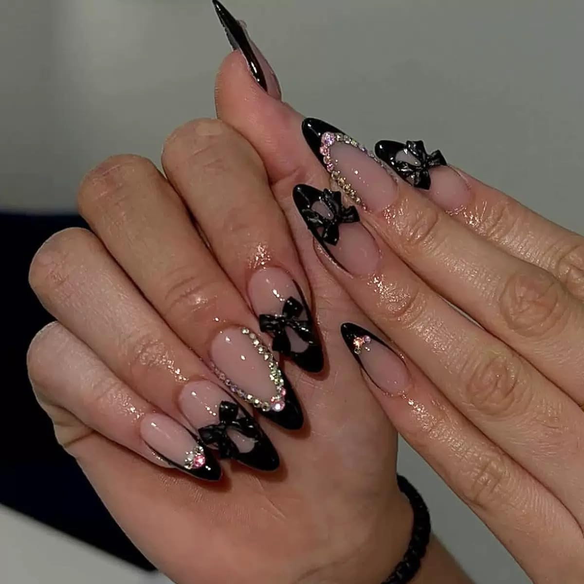 Black French Tip Press on Nails Medium Almond Fake Nails Rhinestone with Bow Des