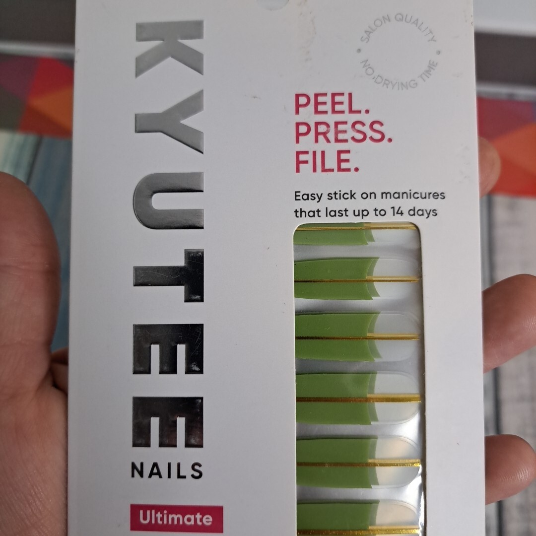 (2) Kyutee Nails Peel Press Instant Gel Polish Manicure ~That Chick~ Olive Green