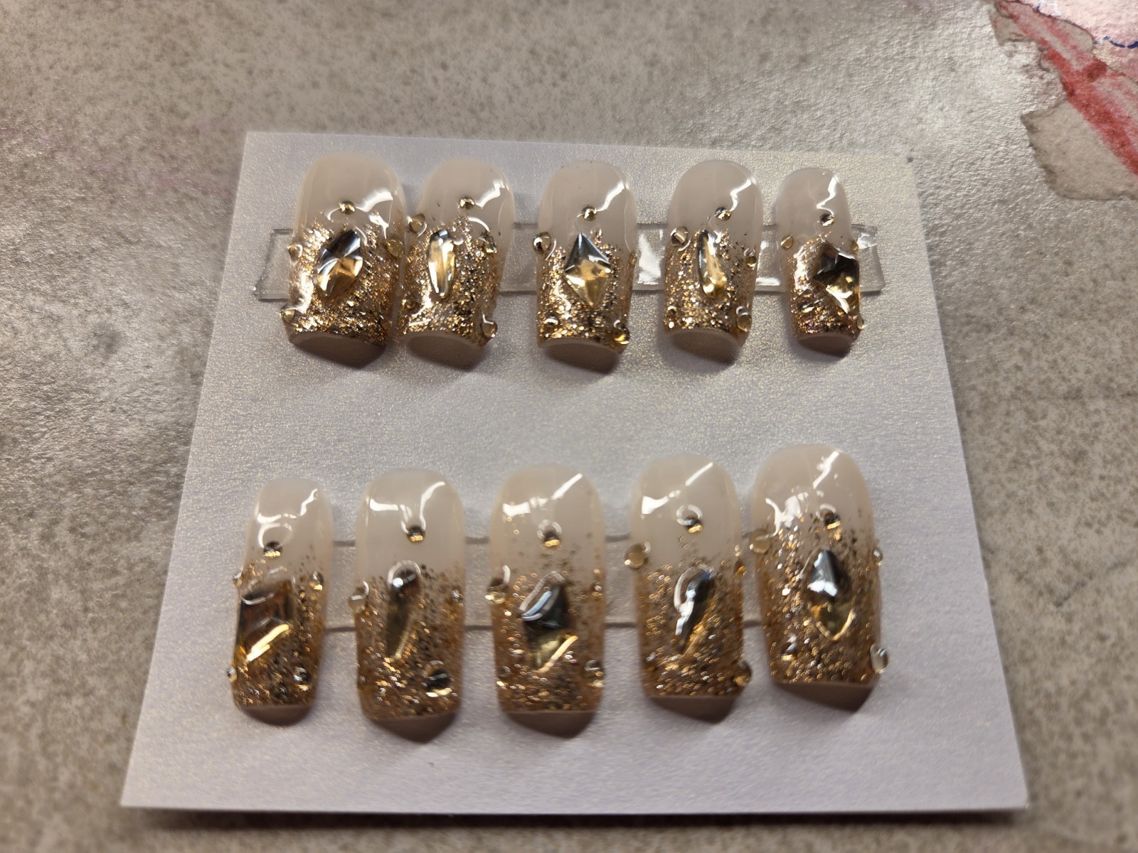 Square Small Full Cover Press-On Nails Gold/Clear Glitter Rhinestone Design