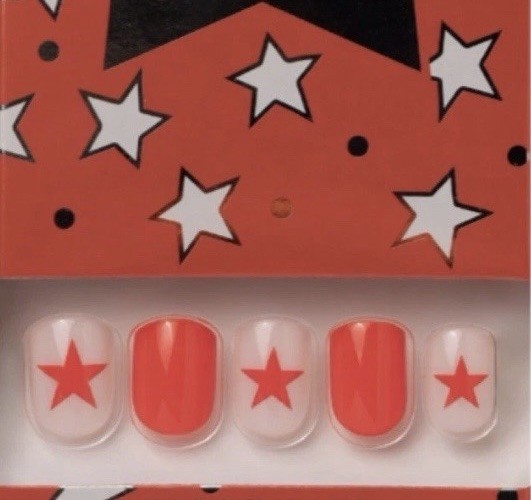 Red Aspen Short Square All American Besties, Astrid torn&stickers on box🇺🇸