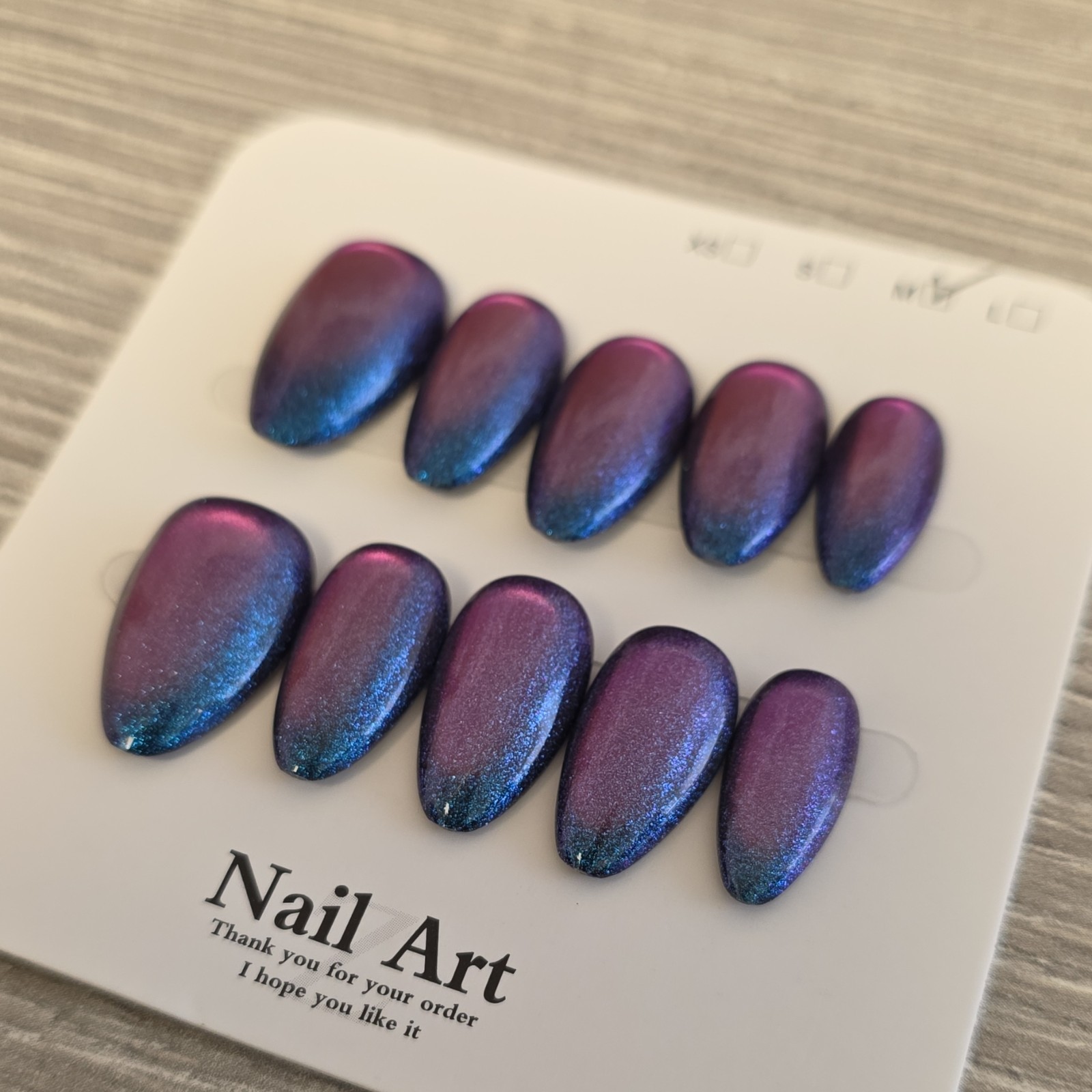 Cateye Purple Pink Blue Gradient Medium Oval Press-On Nails Set Full Cover