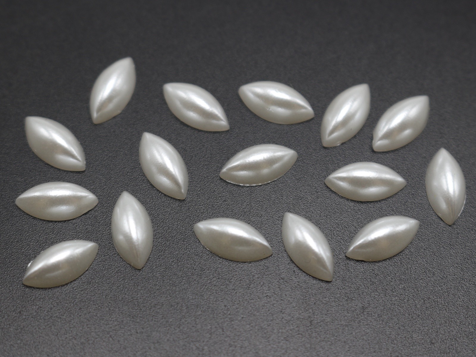 1000 Pure white Horse Eye Half Pearl Bead 4X8mm Flat Back Scrapbook Craft