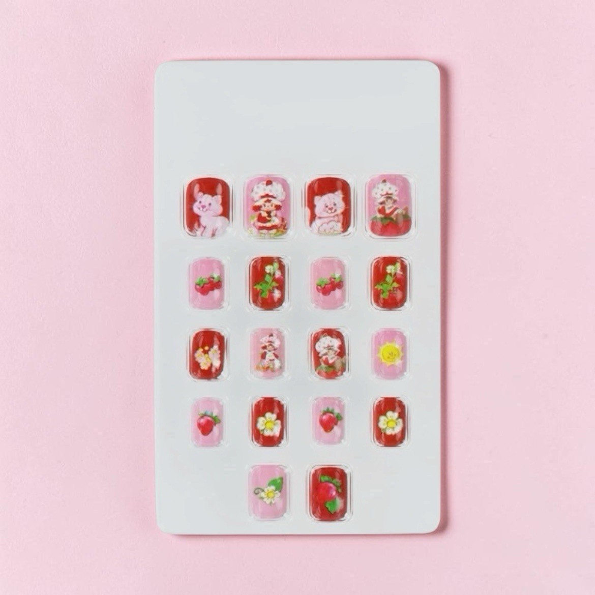 Strawberry Shortcake Press-On Nails 18 —Count Pink Strawberry Design Brand New