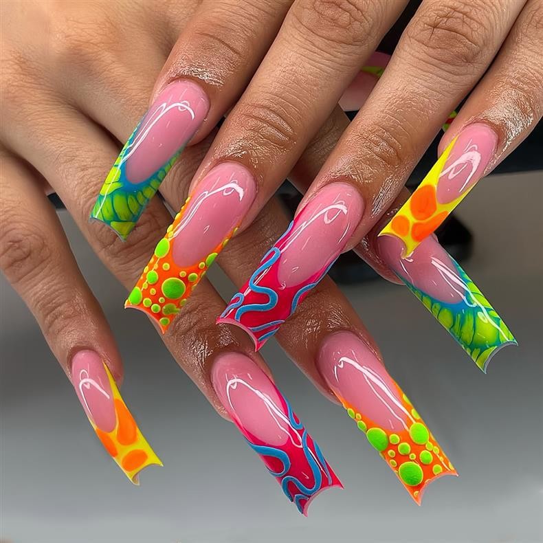 Y2K Pink Green Blue Yellow Fluid Lines Press On Nails Wholesale