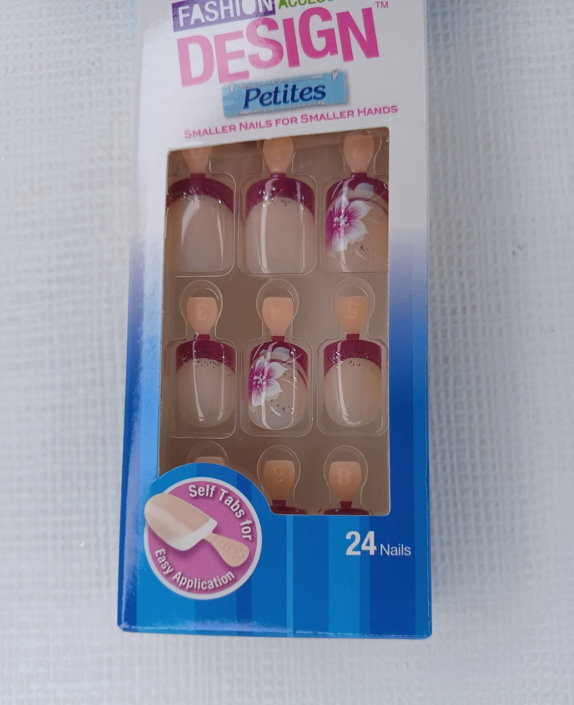 Broadway Nails Fashion Design Petites Glue on Nails Midnight Petite Length