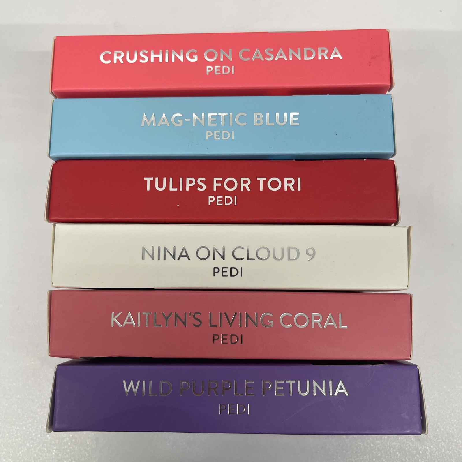Red Aspen Nail Dashes Reusable Pop On Pedicure Kit Purple Coral White Red Blue