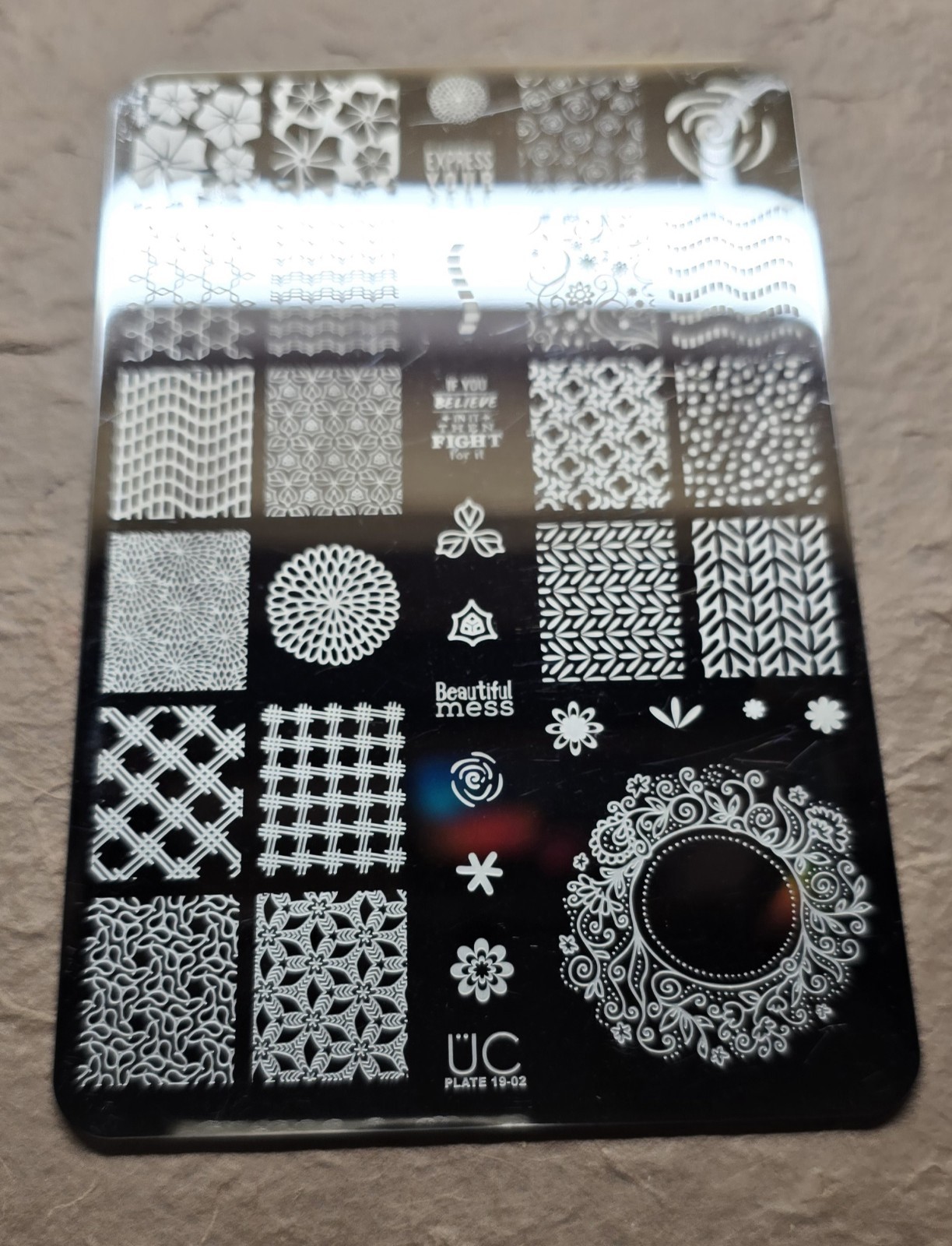 UBER CHIC UC 19-02 Nail Stamp Plate UberChic Floral Flower Modern Pattern