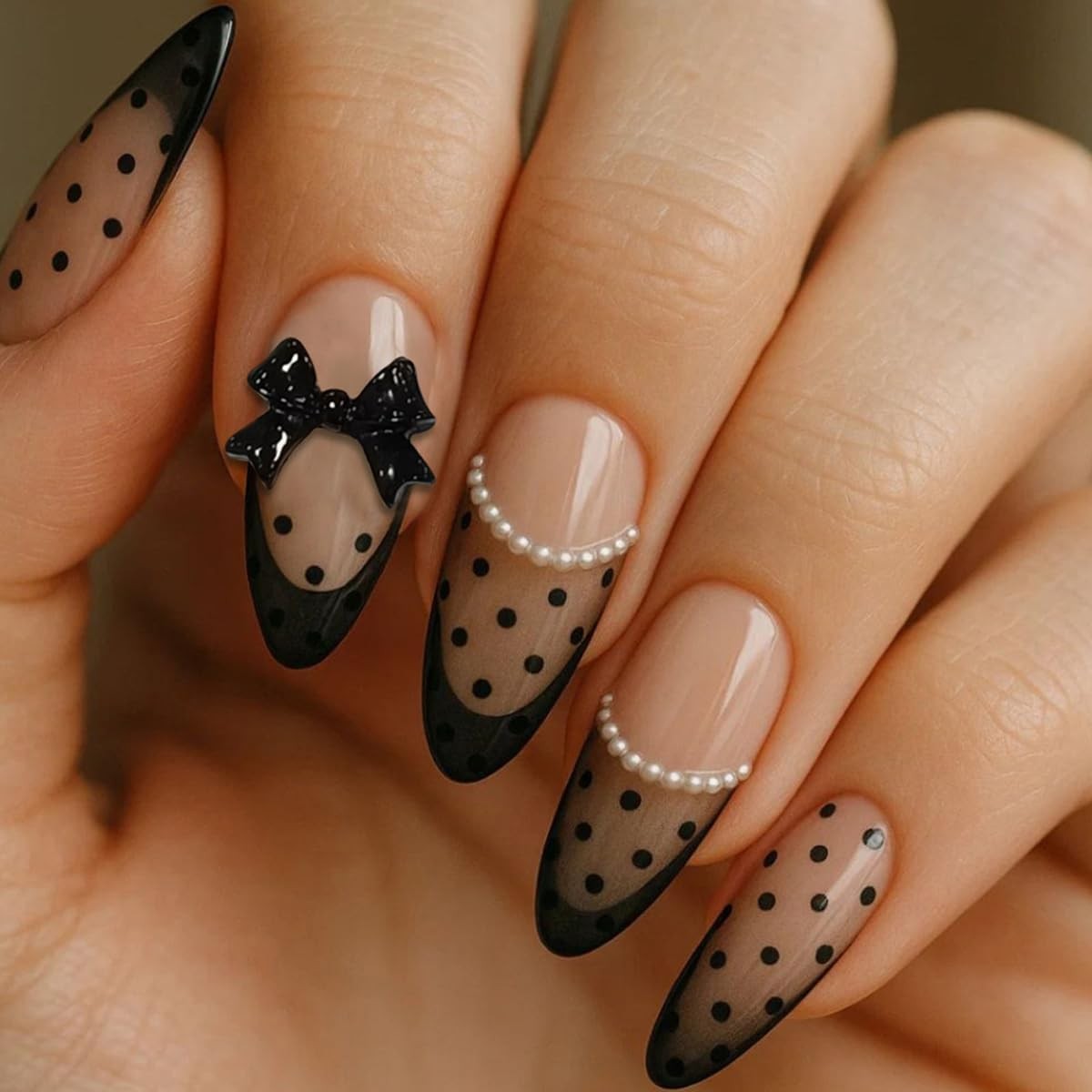 Black French Tip Press on Nails Medium Almond Nude False Nails 24Pcs