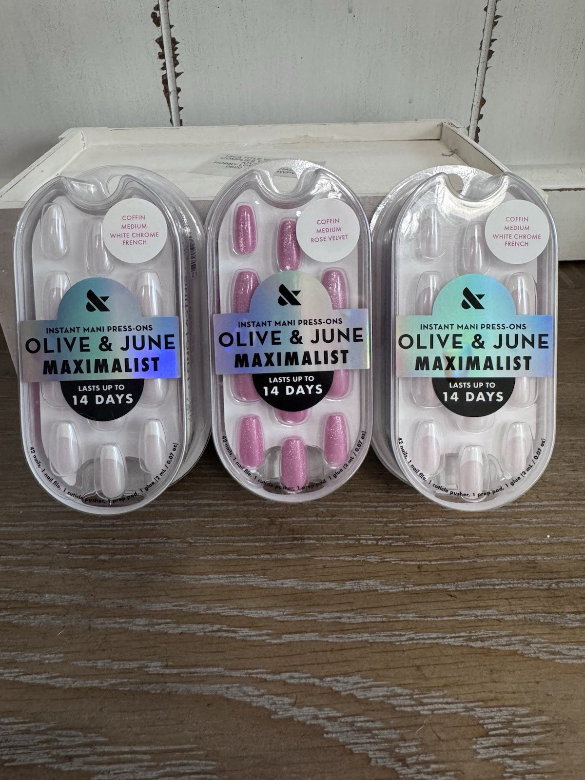 Olive & June Press On Nails Bundle 3 Pack Maximalist White Chrome & Rose Velvet