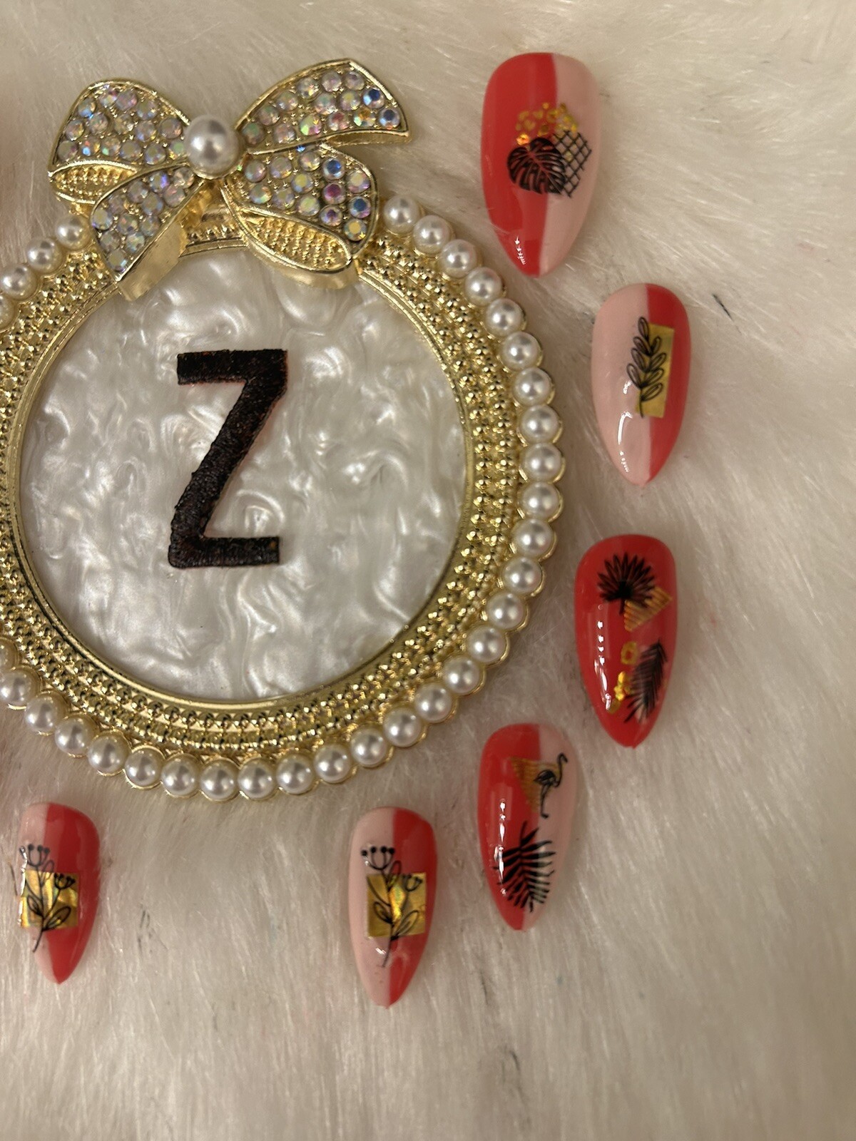 Z NAILZ! Gorgeous Set Of Handmade Red/flesh M Oval Press On Nails With Decals
