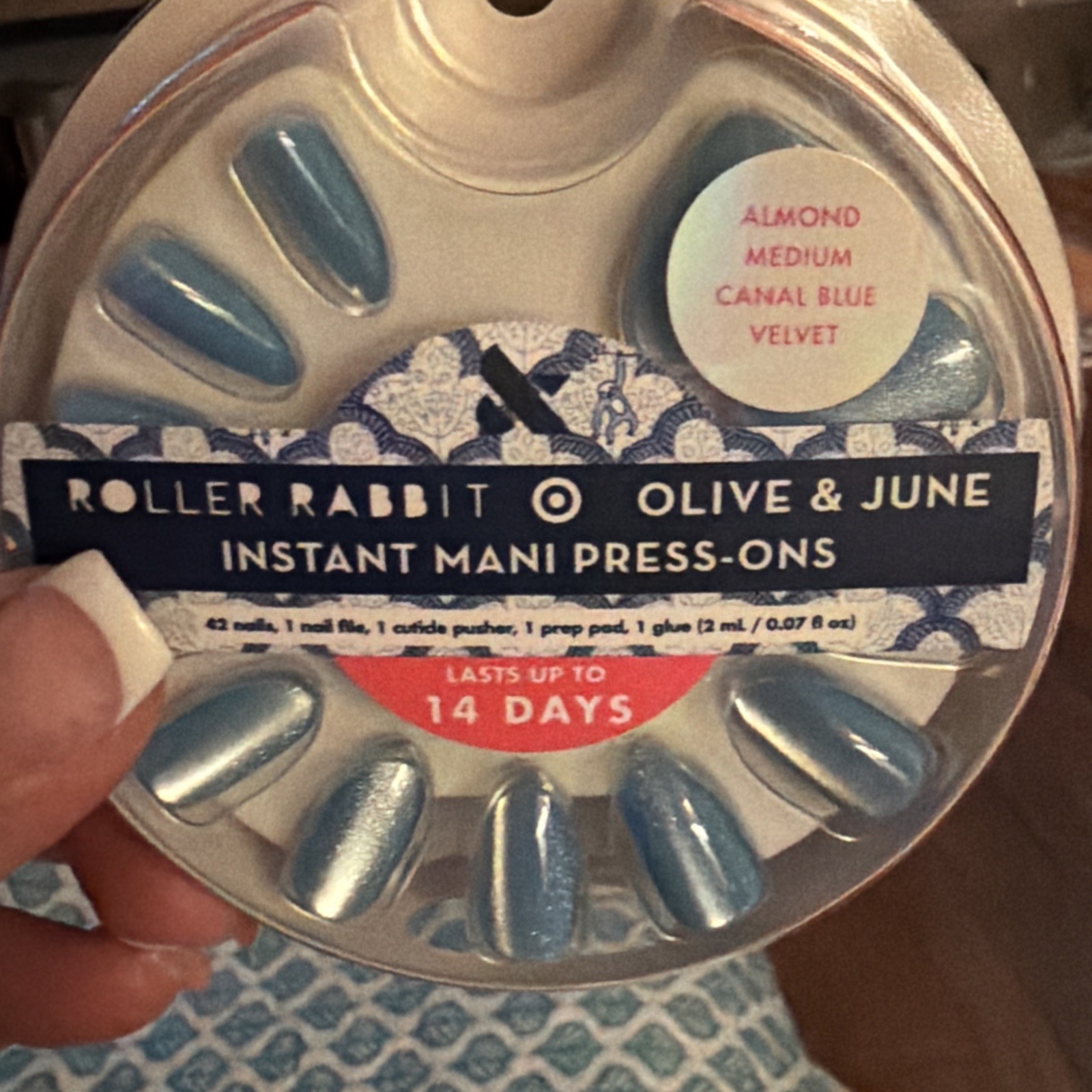 Lot Of 4 Olive And June Press On Nails – Brand New. Blue Velvet Nails.