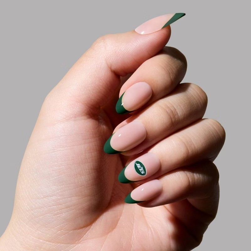 New York Jets Press-On Nails: Almond Shape, Gloss Finish, 30 Pieces