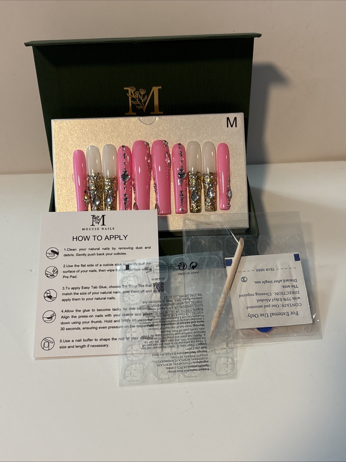 MOCCIO NAILS Press-On Nails Long Coffin Pink White Silver Gold Rhinestone Style