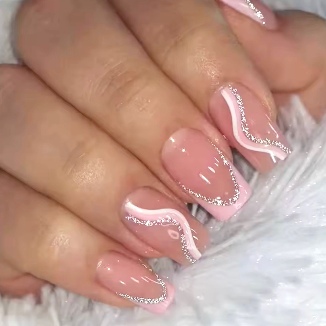 24pcs Medium Length Square Fake Nail In White And Pink Line Press On Nails