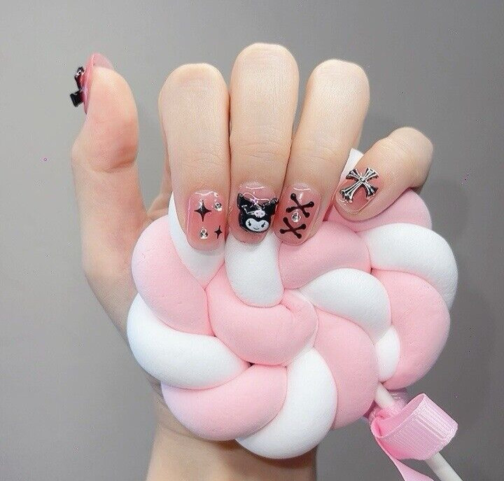 Black and Pink Press On Nails (#001) – Perfect for Any Occasion