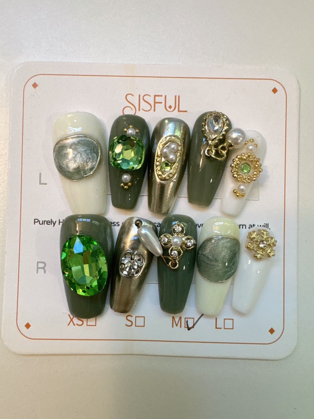 Sisful Verdant Vogue – Handmade Embellished Press-On Nails