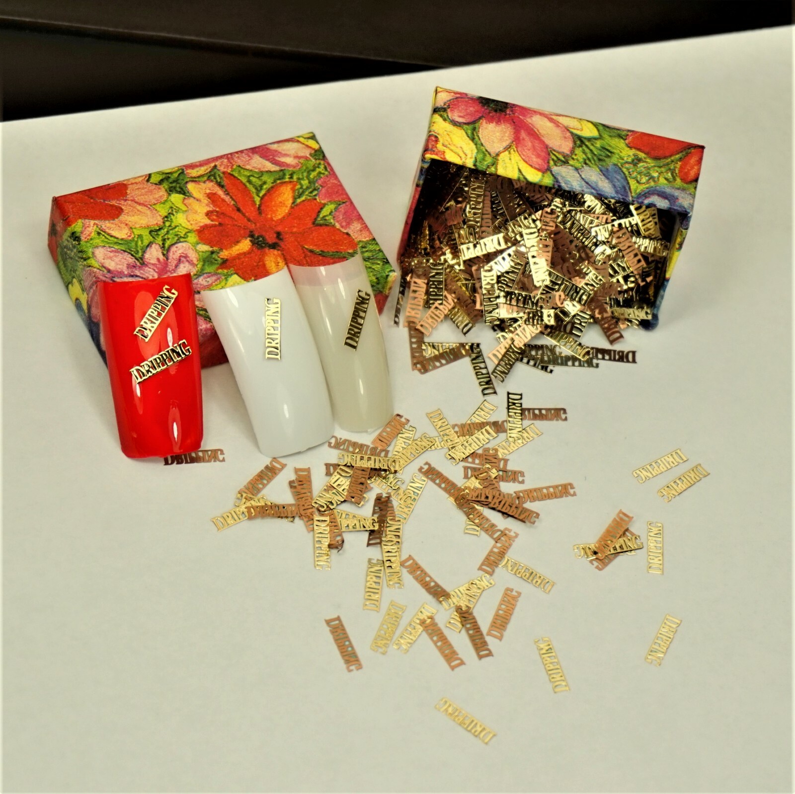 25 GOLD METAL “DRIPPING” NAIL CHARMS NAIL DECALS SMALL GIFT IN BOX FOR WOMEN