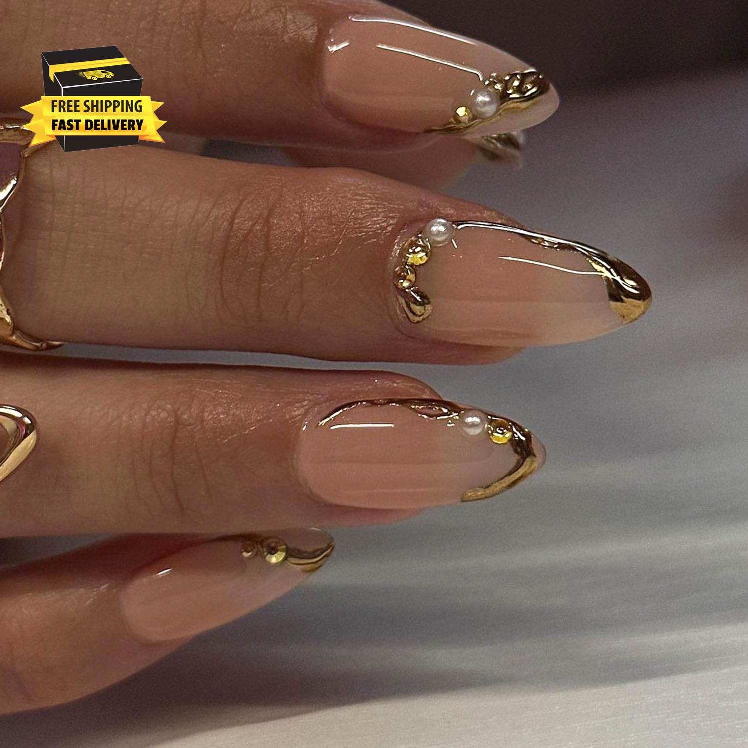 Almond Press on Nails Medium Glue on Nails Gold French Fake Nails 3D Gold Lines