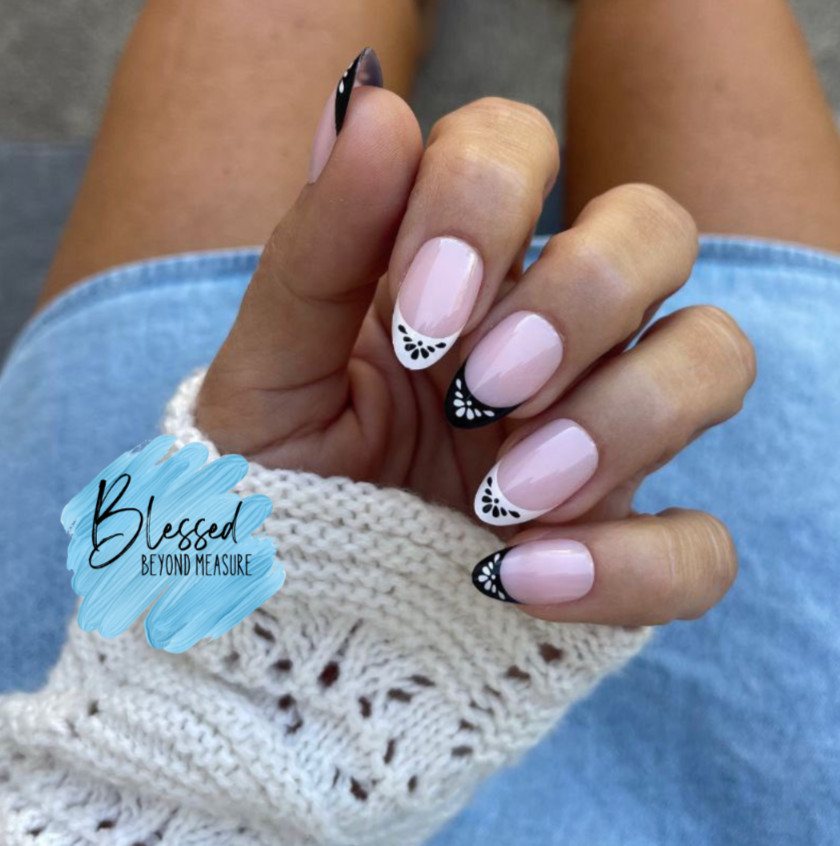 Red Aspen Press On Nails Cin Cin, Cohen~ Black & White ~French Tips -Med-Almond