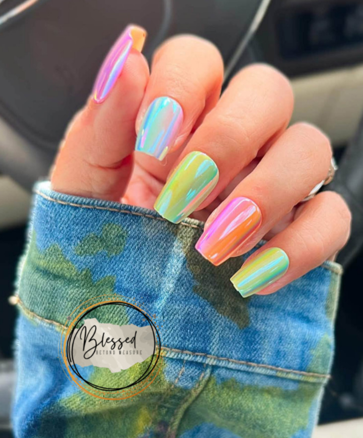 Red Aspen Press On Nails Besties, Alvina Medium Coffin Multicolor Holographic