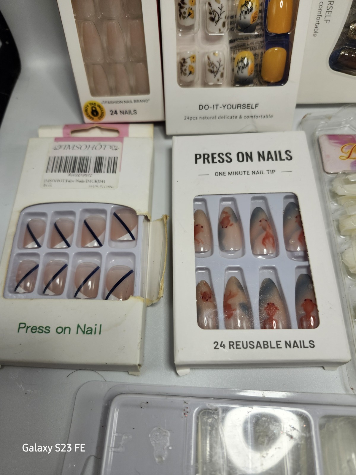 Huge Press On Nails Lot Kiss Bare But Better DIY Nail Art Tips Mixed Glue On