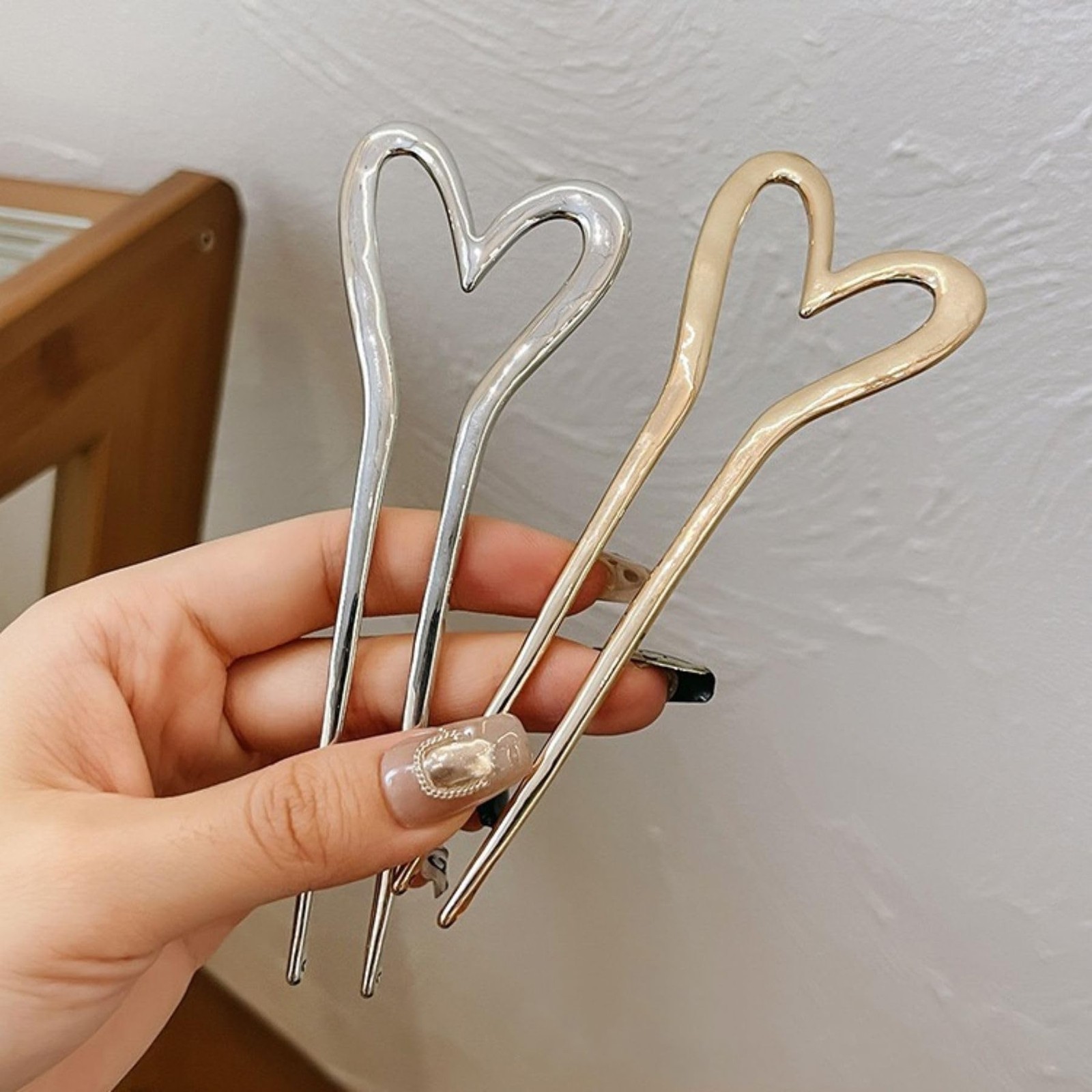 2pcs Metal Heart Hairpins Golden Silver Pins Hair Stick Metal U-shaped Hair F…