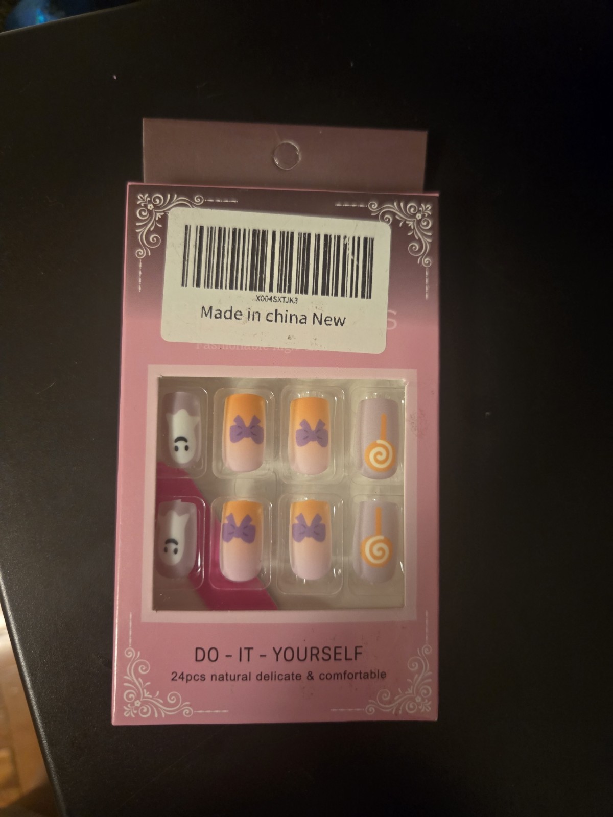 Uñas Postizas Decoradas Facil De Poner/ Decorated false nails—easy to apply