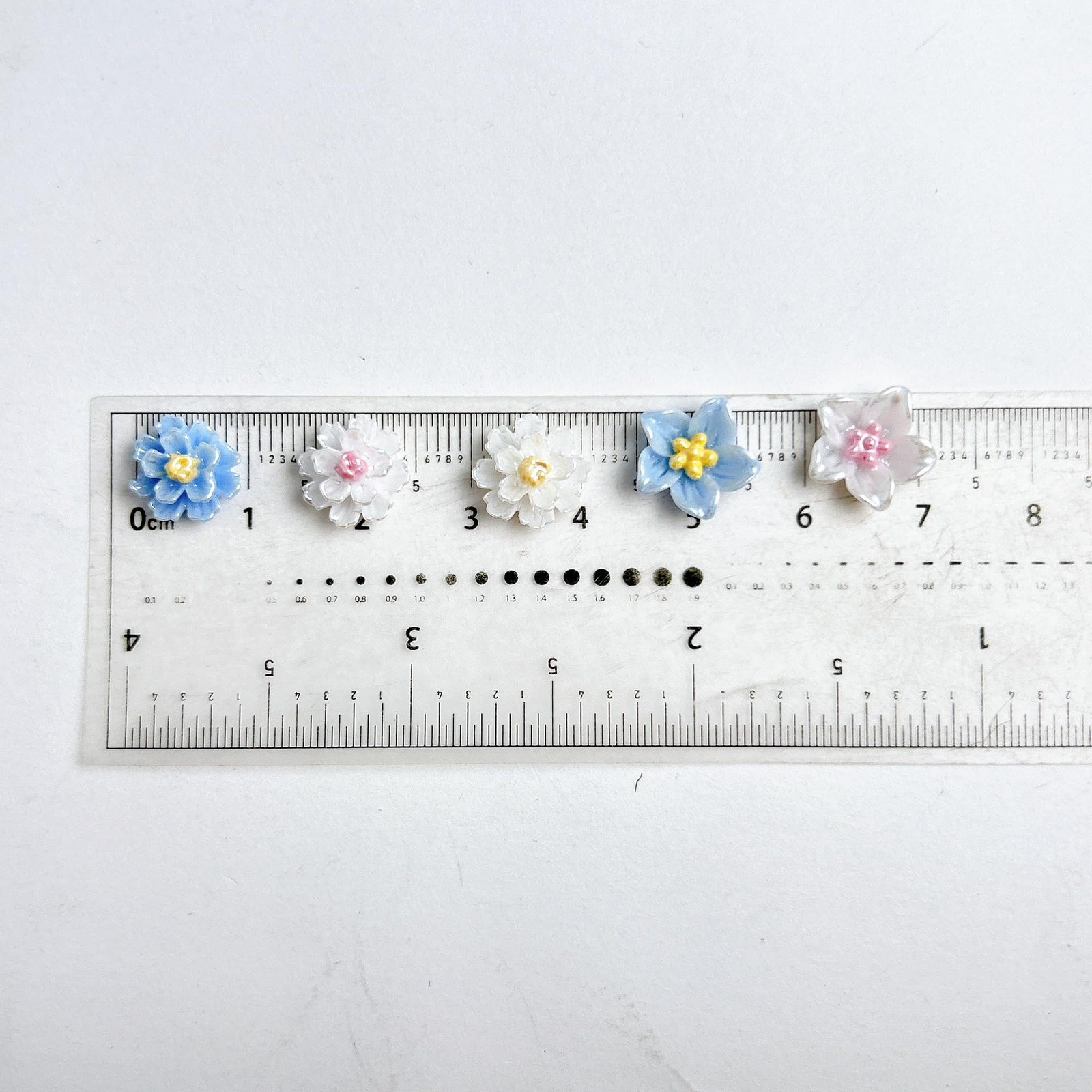 50PCS Flower Nail Art Charms 3D White Blue Roses Camellias Nail Charms DIY Re…