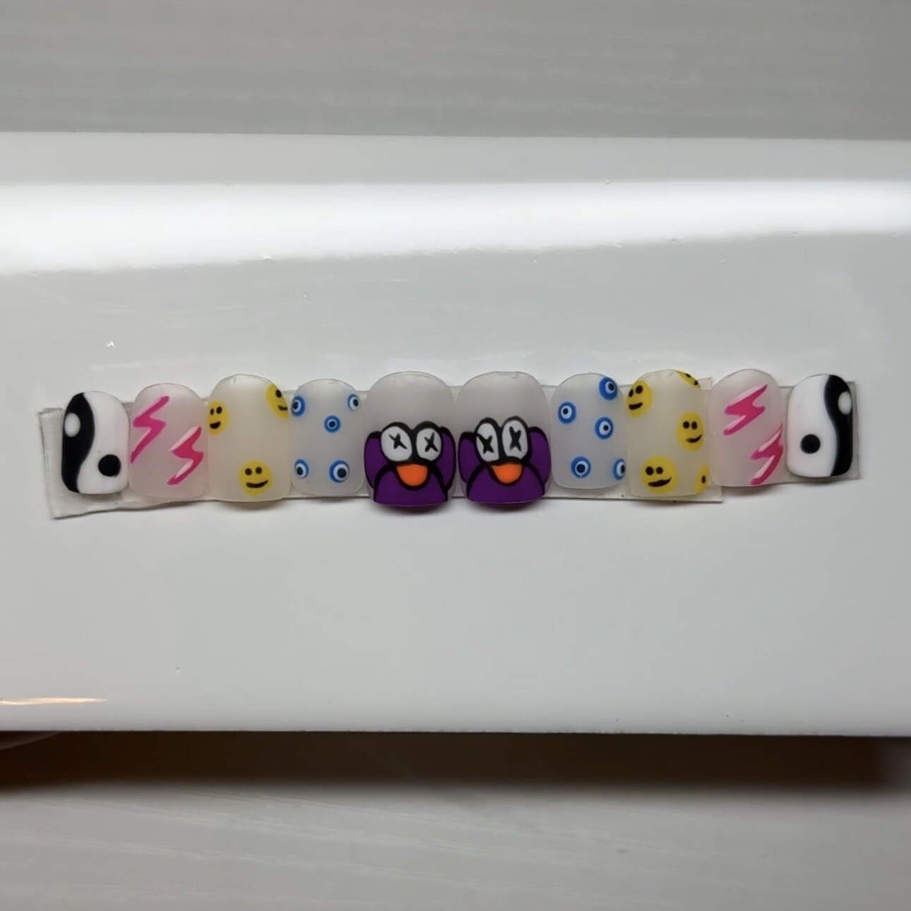 Character Evil Eye Smiley Face Yin Yang Press On Nails