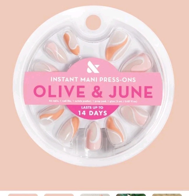 New Olive & June Instant mani Press-On Nails, Almond Medium Pink Swirl New
