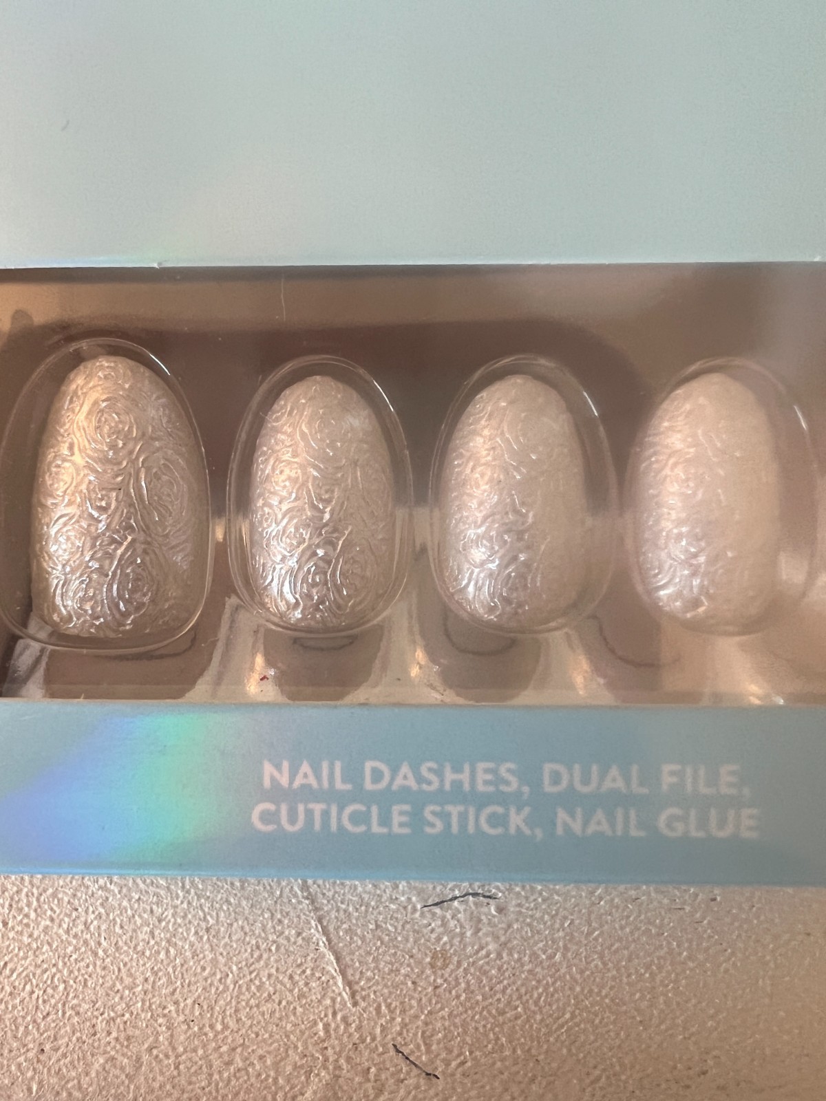 Red Aspen Press On Nails, Medium Coffin, 3 Brand NEW Full Sets Fast shipping