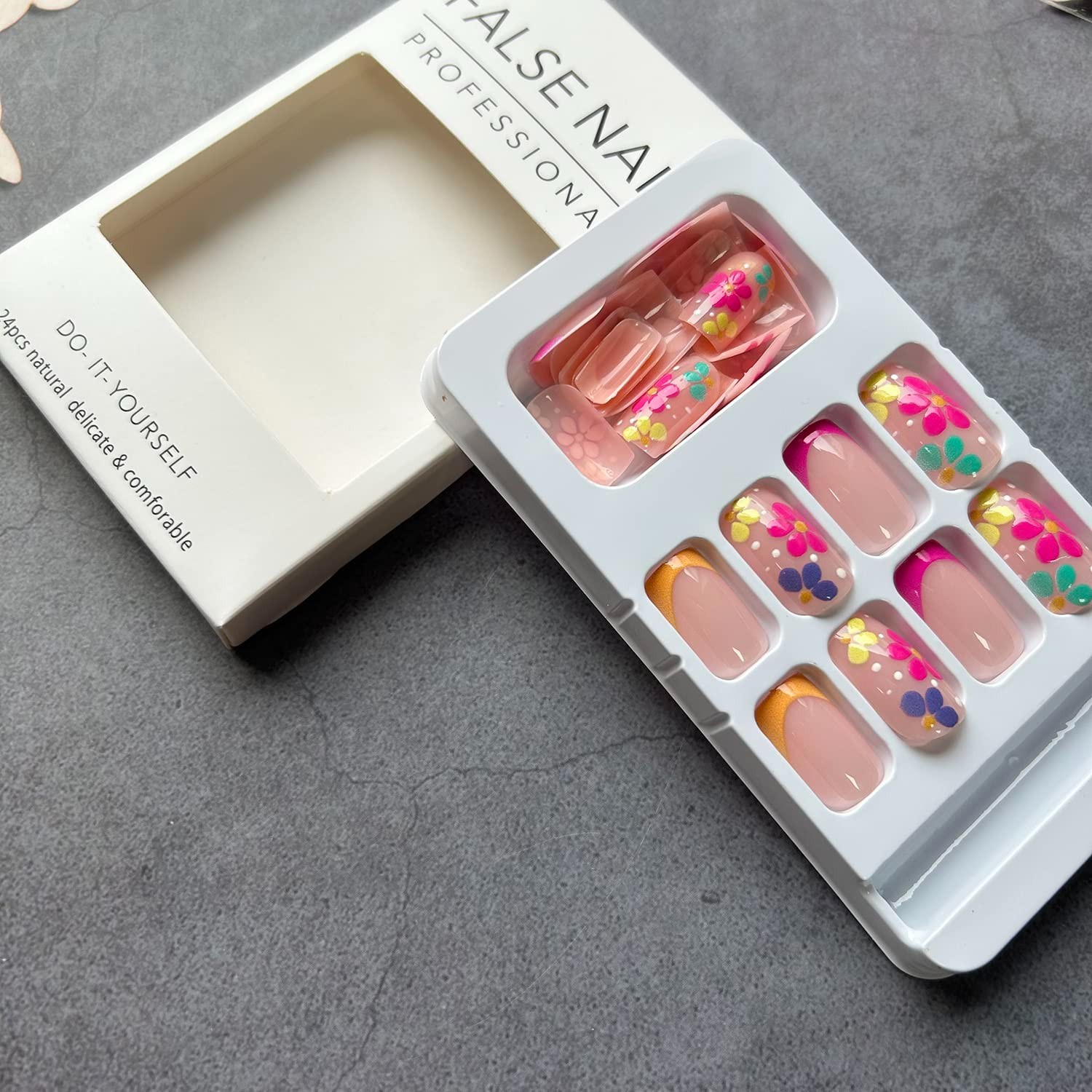 24-Pack Short Square French Tip Fake Nails – Glossy Nude Pink with Flowers