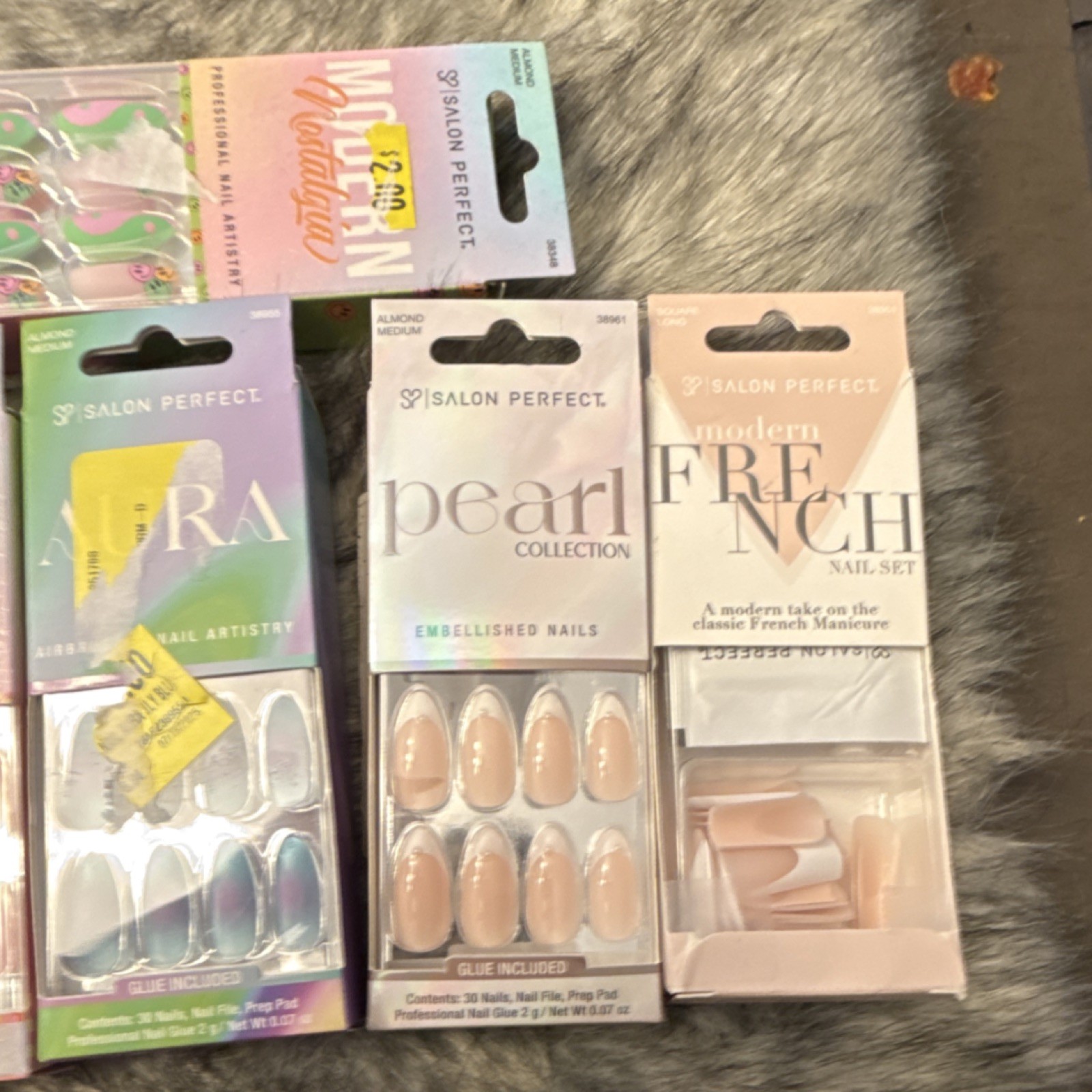 Salon Perfect Press-On Nails Assorted Sets Pearl, French, Aura, Glue Included