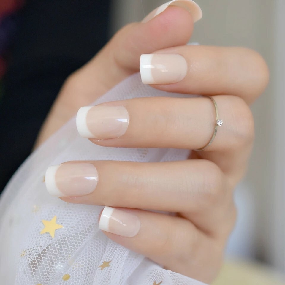 Short French Mani Press on nails Nude classic baby boomer white tip Classic