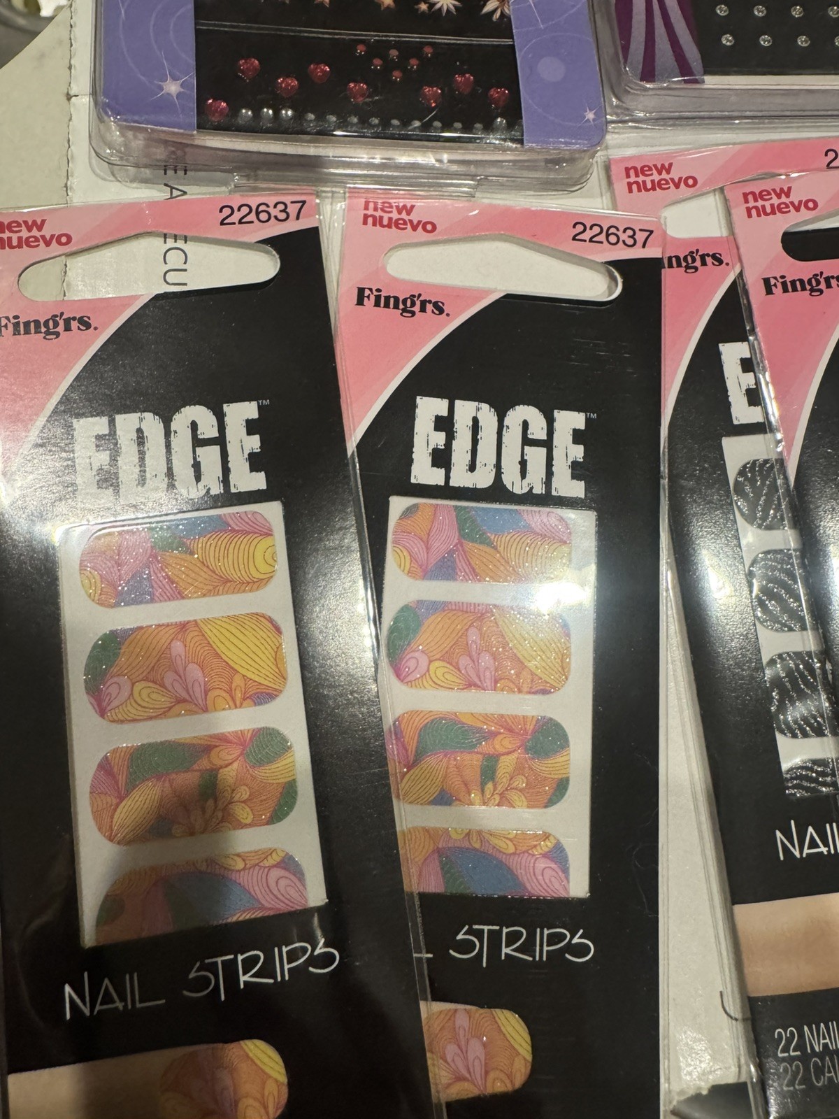 17 pcs of NAIL WRAPS STICKERS – Full Self Adhesive Decoration Art Decals