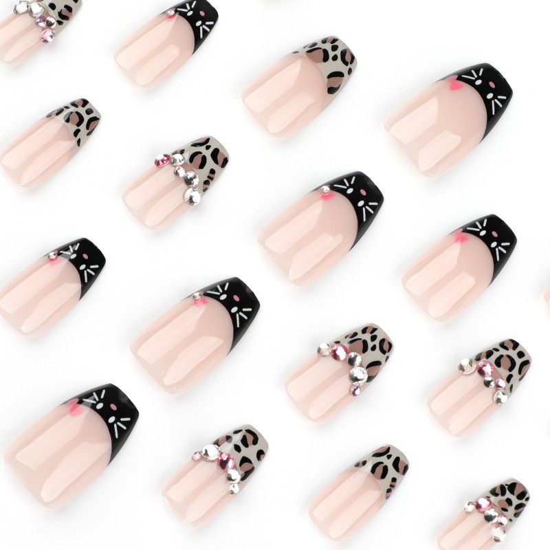 48Pcs-Short Leopard Press on Nails Square Nail Art Black Cat French Tip Gemstone